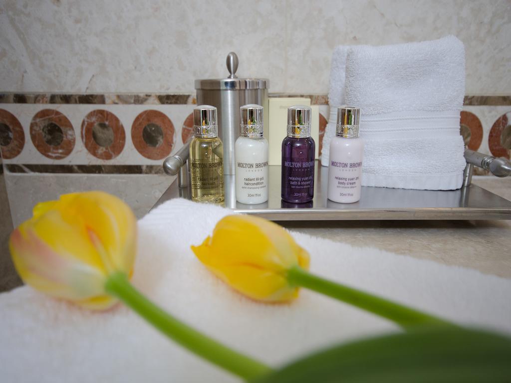 Le Patio Boutique Hotel Beirut Downtown Zewnętrze zdjęcie