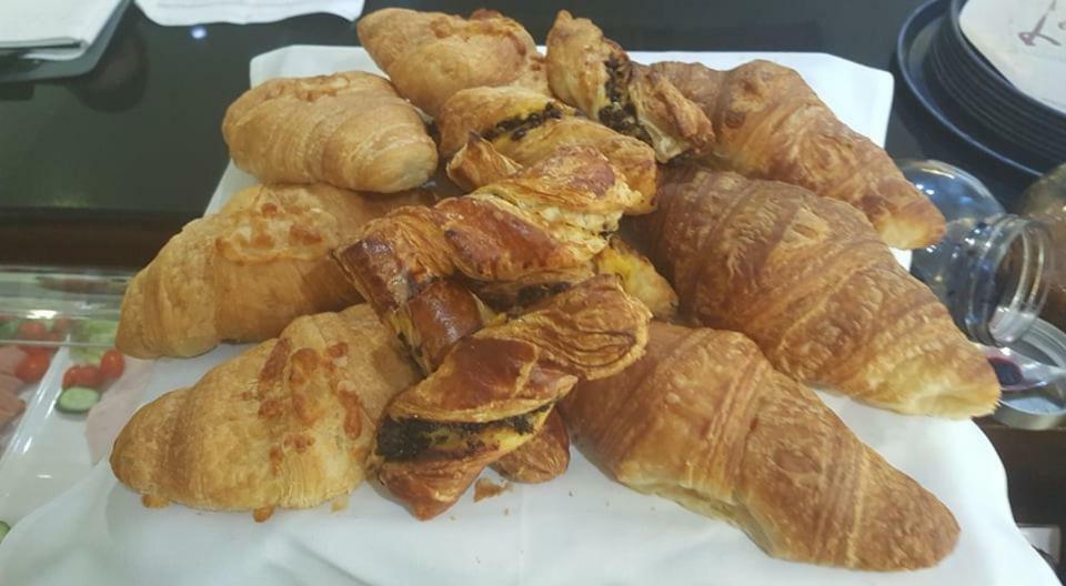 Le Patio Boutique Hotel Beirut Downtown Zewnętrze zdjęcie